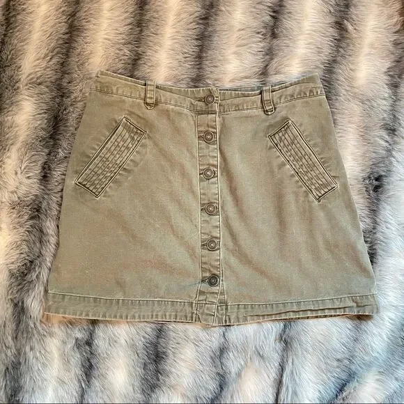 Abercrombie & Fitch Olive Green Military Button Down Mini Skirt 2 - Picture 9 of 14